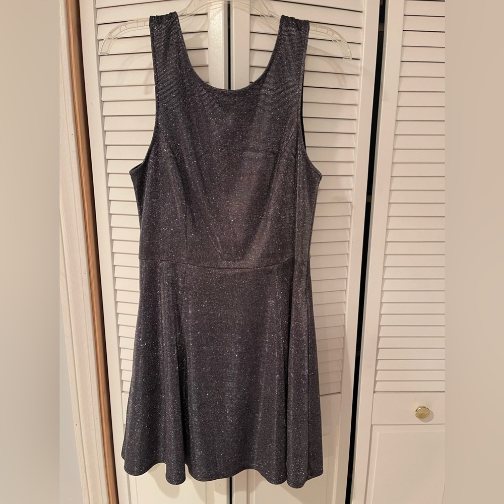 Silver Sparkle Cocktail Dress 👗